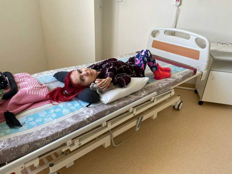 ForPost - Новости : Крымчанка со смертельным диагнозом «выбила» из чиновников лекарство за 22 миллиона