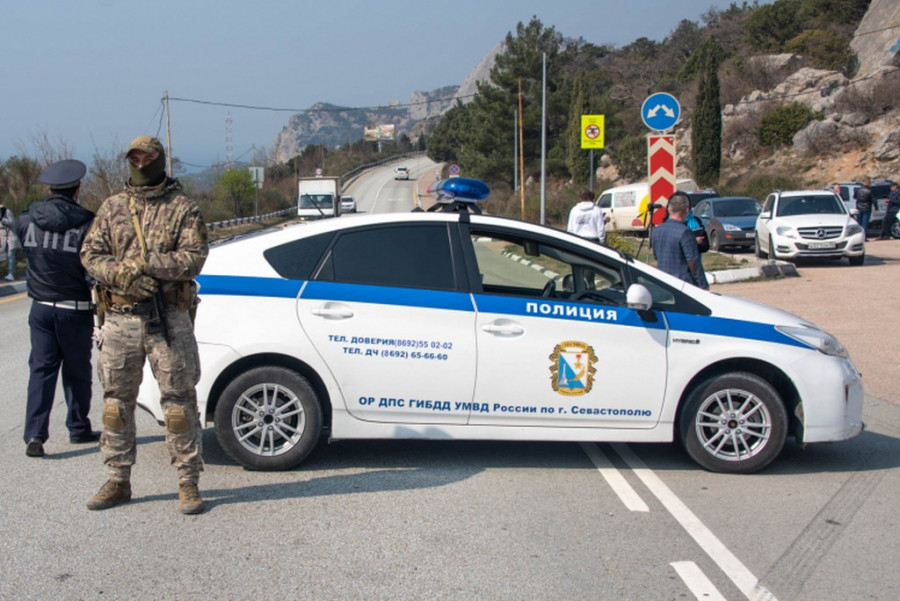ForPost - Новости : На въездах в Севастополь добавят «ковидных» блокпостов