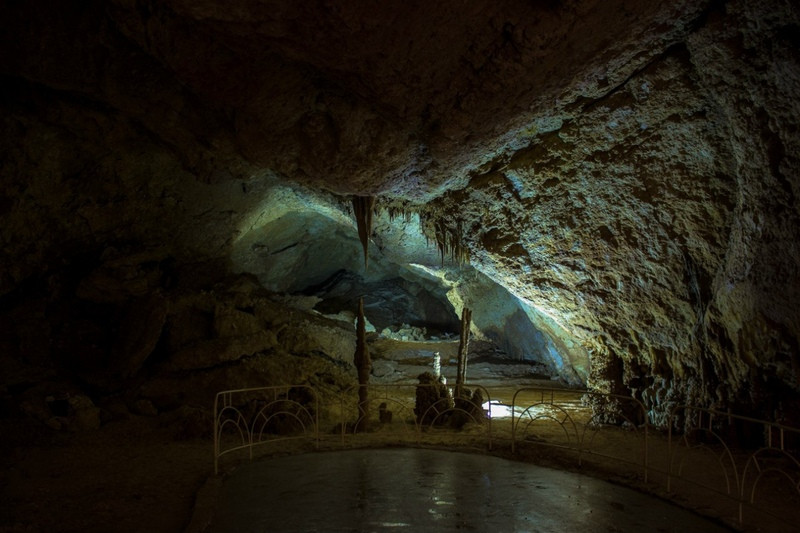 ForPost - Новости : Радиация в пещерах Крыма: можно ли облучиться во время экскурсии?