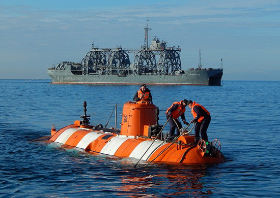 ForPost - Новости : Секретный истребитель НАТО упал в море, русские подводники погрузились на глубину