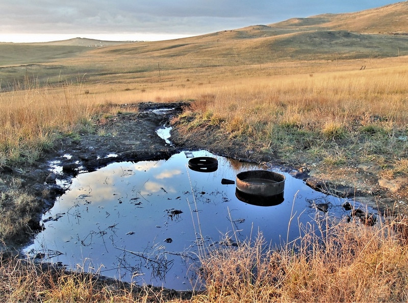 ForPost - Новости : В крымской степи произошел разлив нефти