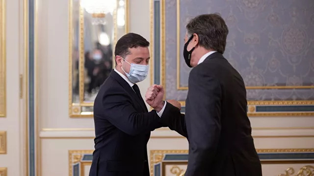 Зеленский обсудил с Блинкеном "возвращение" Крыма Украине