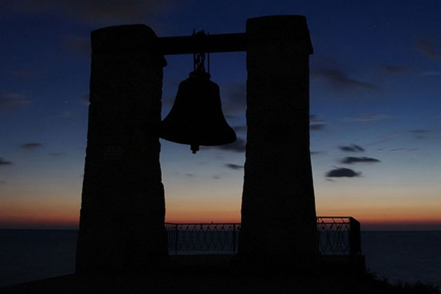ForPost - Новости : Херсонес в темноте провел странное археологическое спасение
