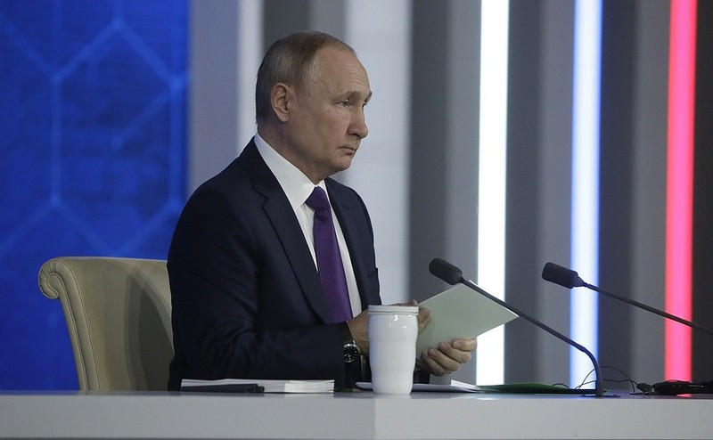 ForPost - Новости : Путин объяснил, кто катит волну ковида на Россию