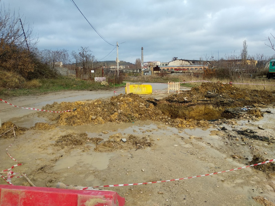 ForPost - Новости : «Доколе?» Севастопольцы несколько лет страдают из-за изношенного водовода