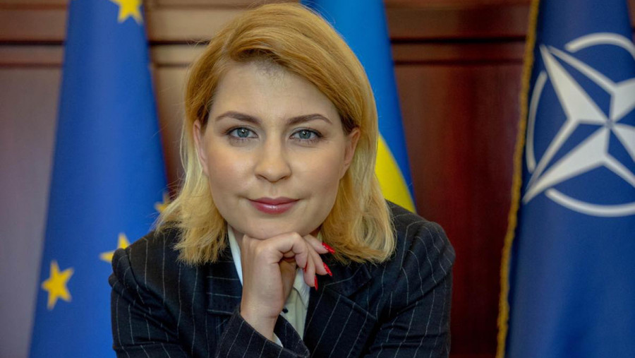 ForPost - Новости : Украина считает необходимым оставлять открытыми дипломатические каналы связи с Россией 