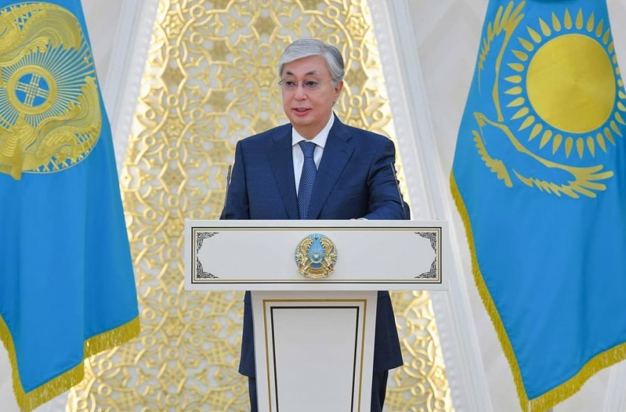 ForPost - Новости : Президент Казахстана после беспорядков «обидел» крупных чиновников зарплатой