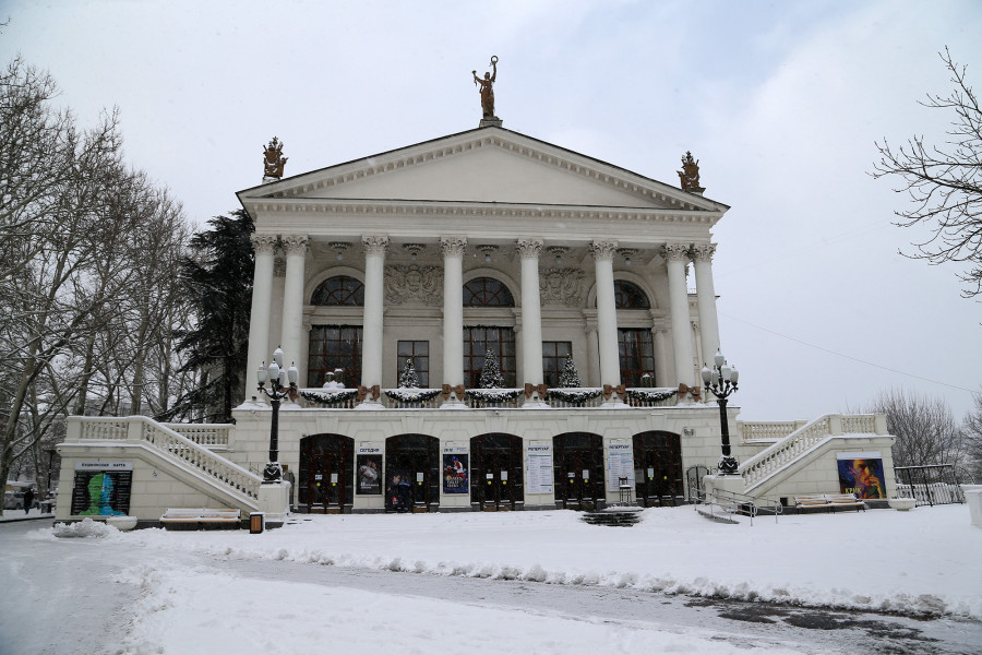 ForPost - Новости : Севастопольский театр им. Луначарского закроют до 2025 года?