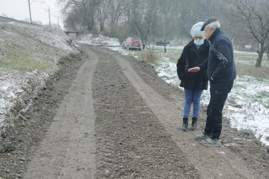 ForPost - Новости : Жителям севастопольского села до ближайшего магазина пять километров по плохой дороге 