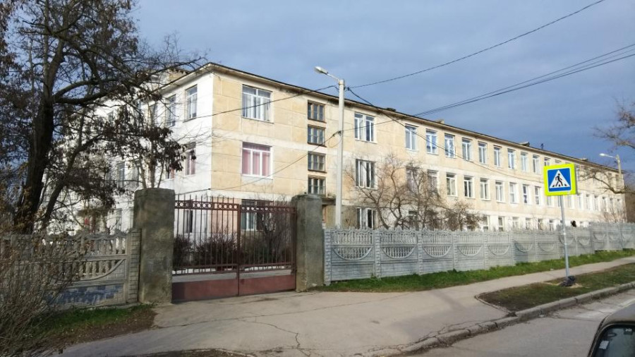 ForPost - Новости : Учащиеся севастопольской школы замерзают на уроках