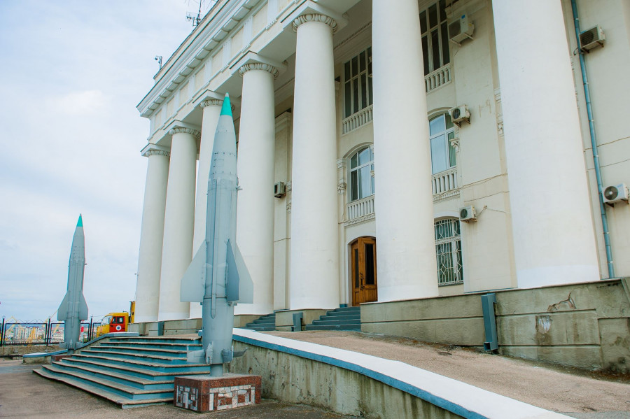 ForPost - Новости : Севастопольцам рано расслабляться по поводу торгового центра у штаба флота 