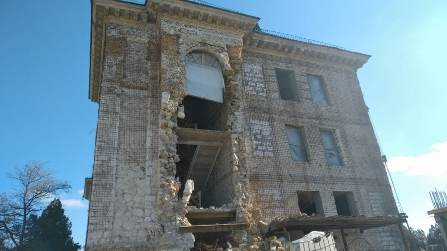 ForPost - Новости : Историческое здание в Севастополе снесут в ходе его реконструкции 