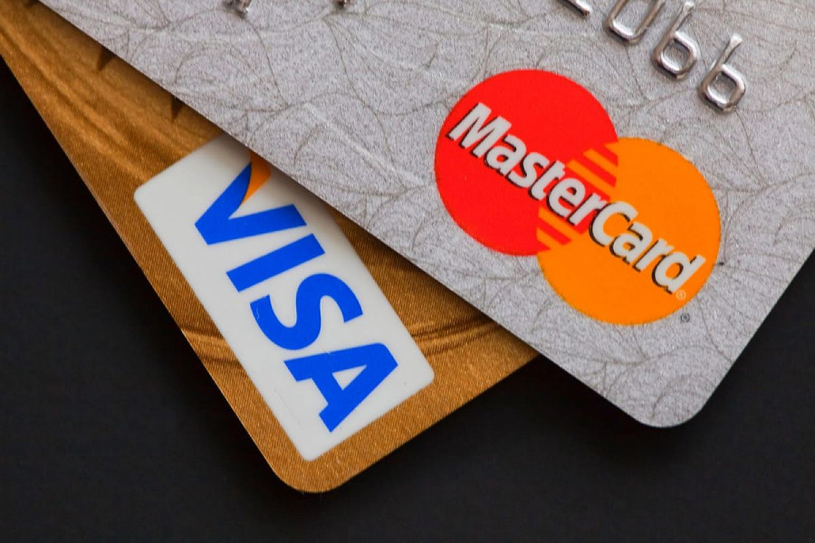 ForPost - Новости : Visa и Mastercard объявили о приостановке работы в России