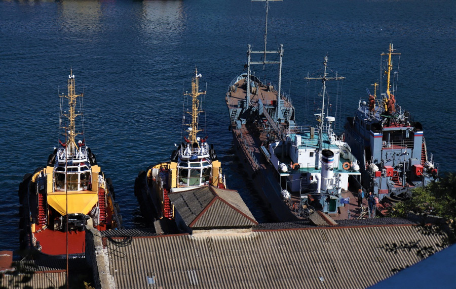 ForPost - Новости : Севастопольский морской порт переформатируют под хаб артелей рыболовов 