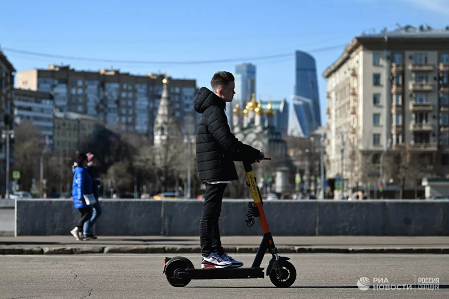 ForPost - Новости : Электросамокат признан в России транспортным средством
