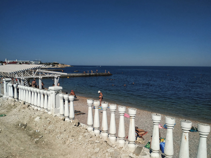 ForPost - Новости : Пляжные ларьки могут испортить летний сезон в Севастополе