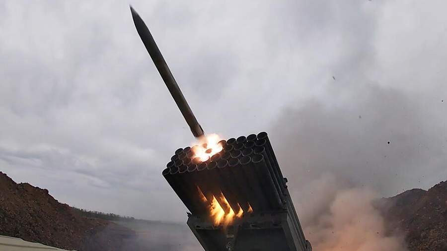 ForPost - Новости : CNN узнал о планах США передать системы залпового огня Украине