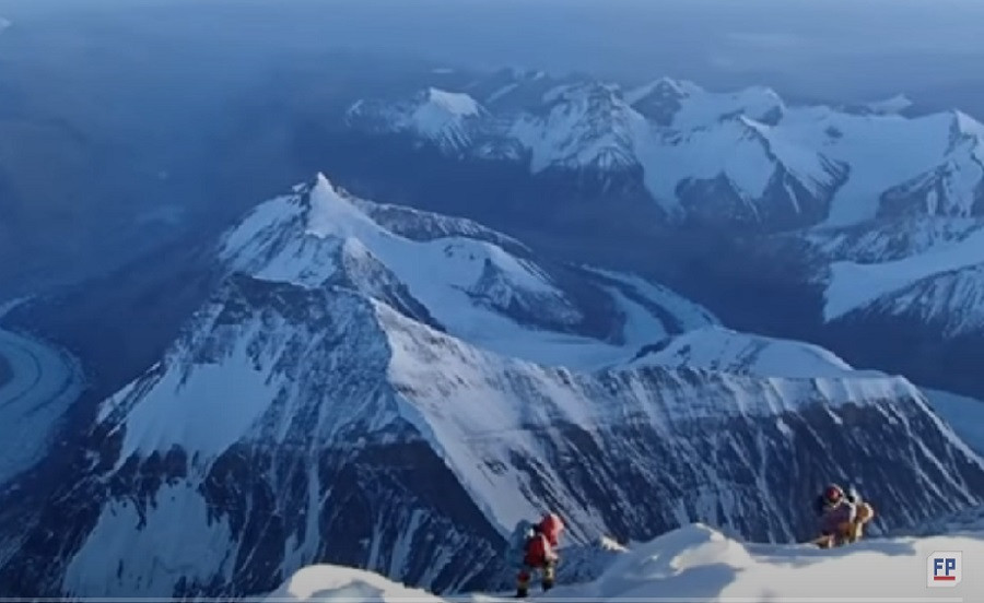 ForPost - Новости : В Севастополе не согласны с официальной версией первого восхождения на Эверест