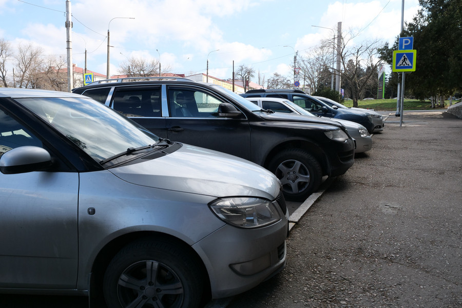 ForPost - Новости : Жизнь любителей экстремальной парковки в Севастополе может серьезно осложниться