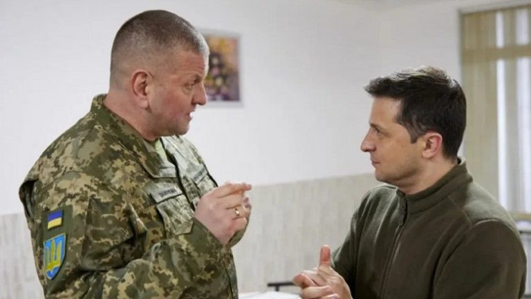 Конфликт Зеленского с ВСУ перестал был внутренним делом Украины