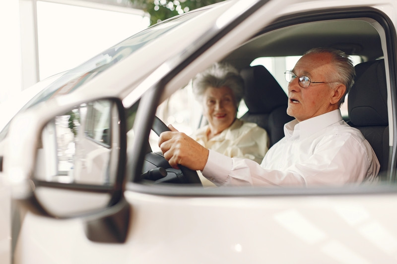 ForPost - Новости : Пожилых водителей захотели лишить водительских прав