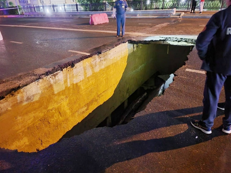 ForPost - Новости : Обрушенный мост через Салгир и другие последствия дождя в Симферополе