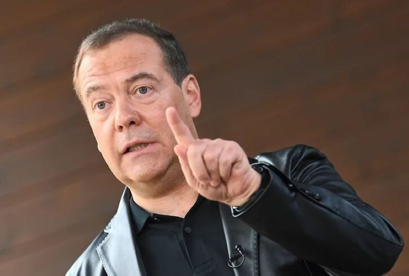 ForPost - Новости : Медведев рассказал, что произойдёт при любой попытке посягнуть на Крым