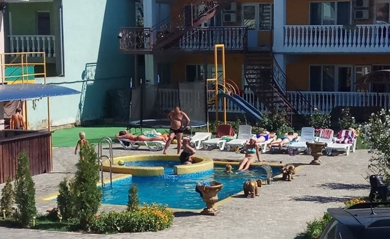 ForPost - Новости : Следком проверяет гибель девочки в крымском бассейне