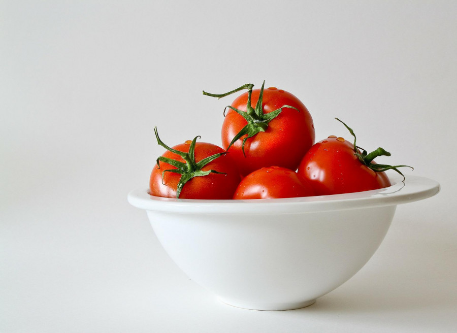 ForPost - Новости : Диетологи рассказали о неожиданных эффектах употребления томатов