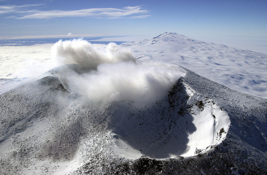 ForPost - Новости : Как вулканы Антарктиды способны сделать Землю безжизненной