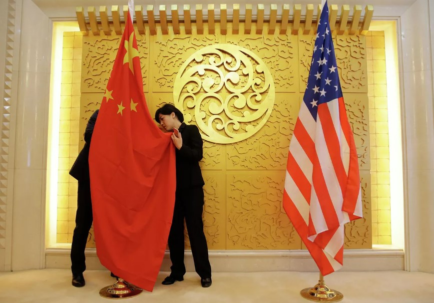 ForPost - Новости : В Китае предсказали итоги одновременного конфликта США с РФ и КНР
