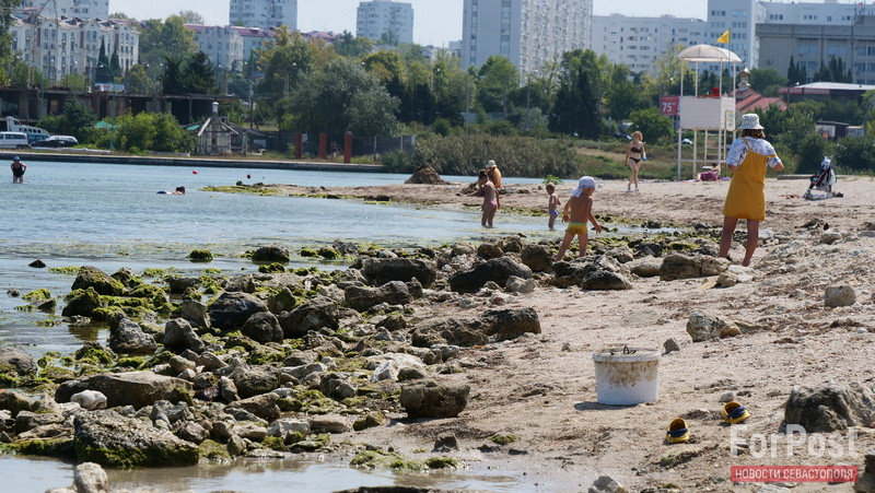 ForPost - Новости : Песок и развлечения: чего ждут в Севастополе от благоустройства набережной в Омеге