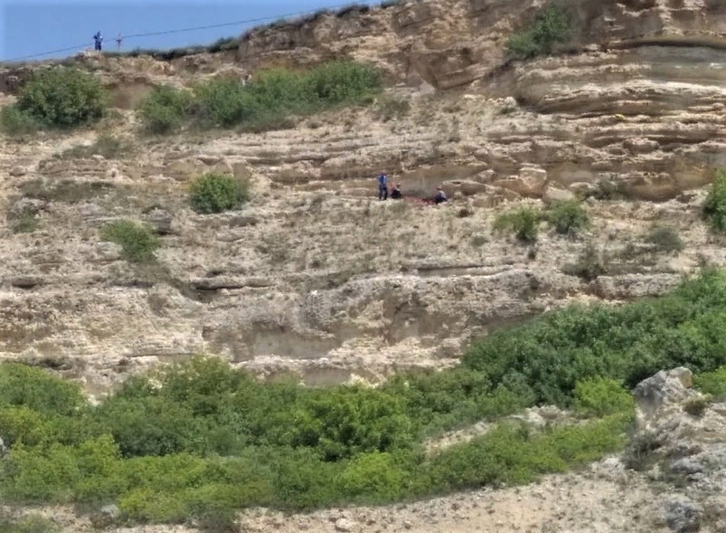 ForPost - Новости : Мужчина упал с обрыва над севастопольским пляжем «Баунти» 