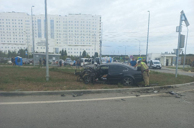 ForPost - Новости : В аварии на выезде из столицы Крыма пострадали шестеро
