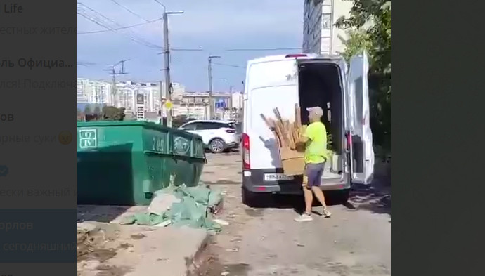 ForPost - Новости : Глава севастопольского муниципалитета лично поймал строителей на нелегальном сбросе мусора