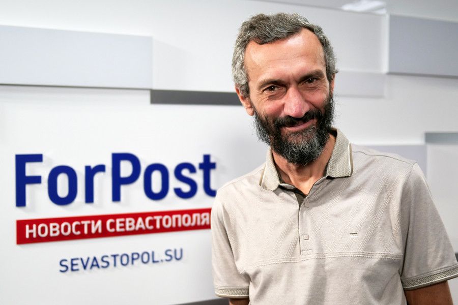 ForPost - Новости : Автор youtube-канала «Маткульт-привет!» Алексей Савватеев прокачает севастопольских школьников