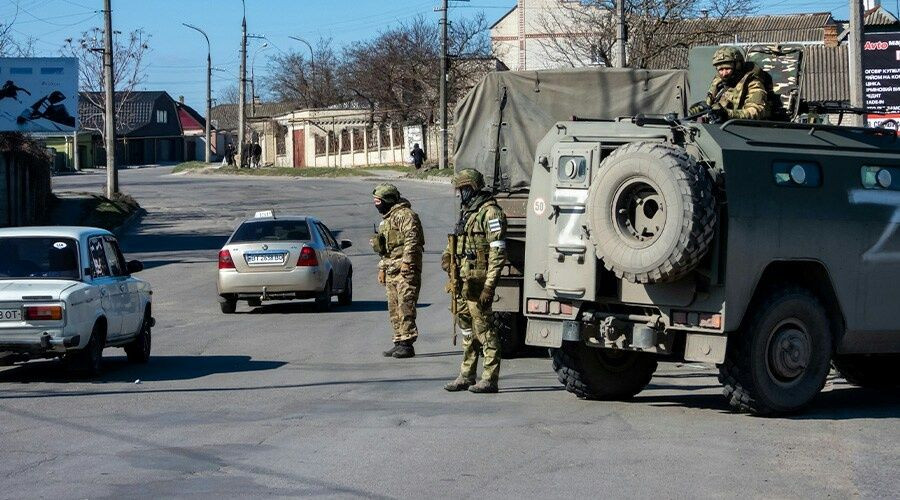 Ситуация на херсонском. Российские войска в Херсоне. Полиция Херсонской области. Полиция России на Украине. Военная полиция на Украине в спецоперации.