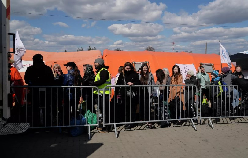 ForPost - Новости : В Польше заявили о необходимости «свести счёты» с украинскими беженцами