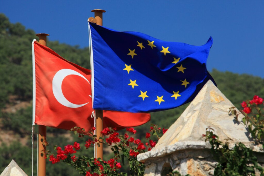 ForPost - Новости : В Турции указали на главный признак потери Западом своего лидерства