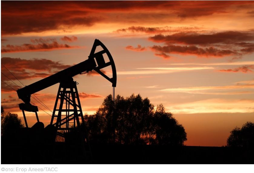 ForPost - Новости : Страны G7 договорились установить потолок цен на нефть из РФ в $60 за баррель