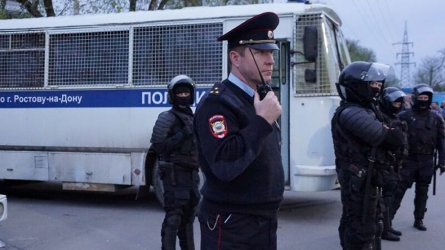 ForPost - Новости : Неизвестный открыл стрельбу из пулемёта по полицейским в Ростовской области