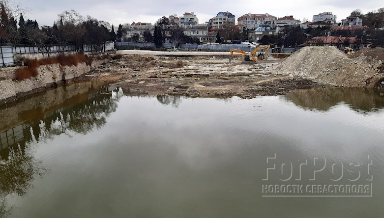 ForPost - Новости : В Севастополе растет внеплановое озеро 