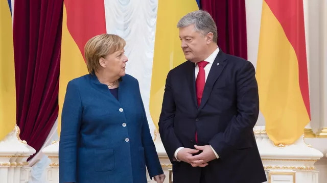 ForPost - Новости : Вучич: заявления Меркель и Порошенко о Минских соглашениях ставят вопрос о доверии