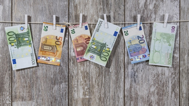ForPost - Новости : В Польше все ещё боятся перехода на евро