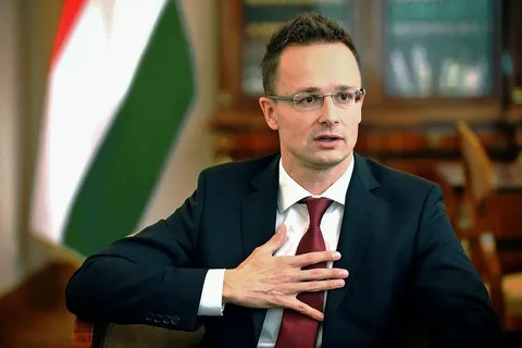 ForPost - Новости : Глава МИД Венгрии заявил, что венгров в Закарпатье жестким образом мобилизуют в ВСУ