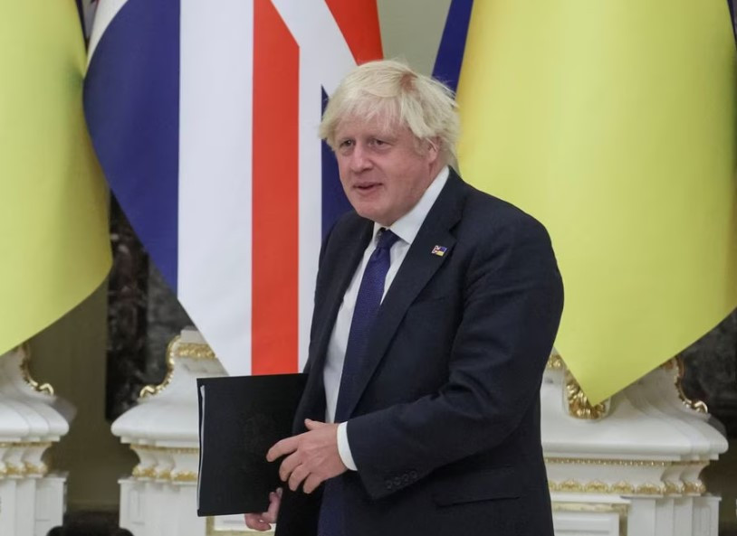 ForPost - Новости : «Становится не по себе»: в Кремле опровергли слова Джонсона об угрозах Путина