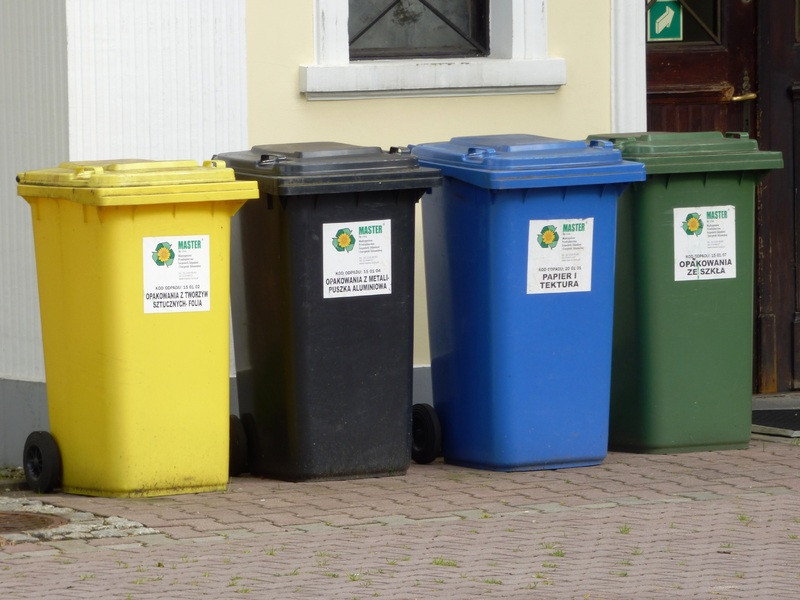 ForPost - Новости : В Севастополь прибыли первые контейнеры для раздельного сбора мусора