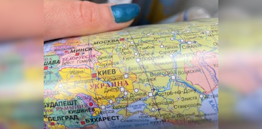 В магазинах появились карты России с «будущими» новыми территориями