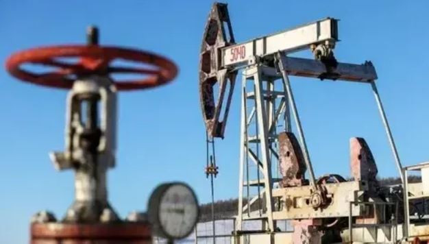 ForPost - Новости : Россия сократит добычу нефти на 500 тыс. баррелей в сутки 
