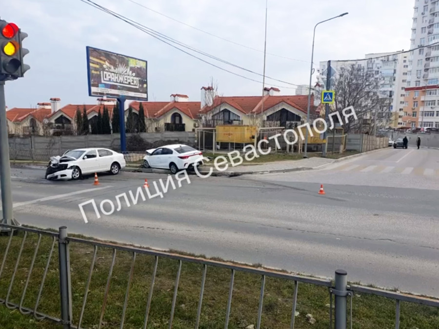 ForPost - Новости : В Севастополе после ДТП госпитализированы три человека